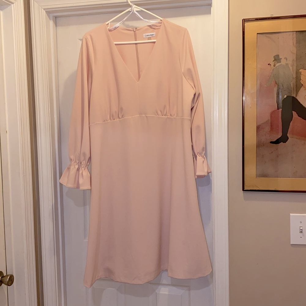 Calvin Klein Pink V-Neck Bishop Sleeve dress women’s size 16